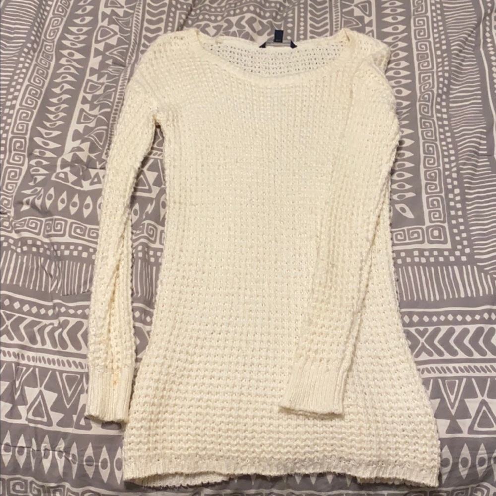 American Eagle sweater